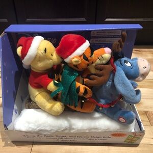 Gemmy Disney Festive Winnie the Pooh Plush Trio